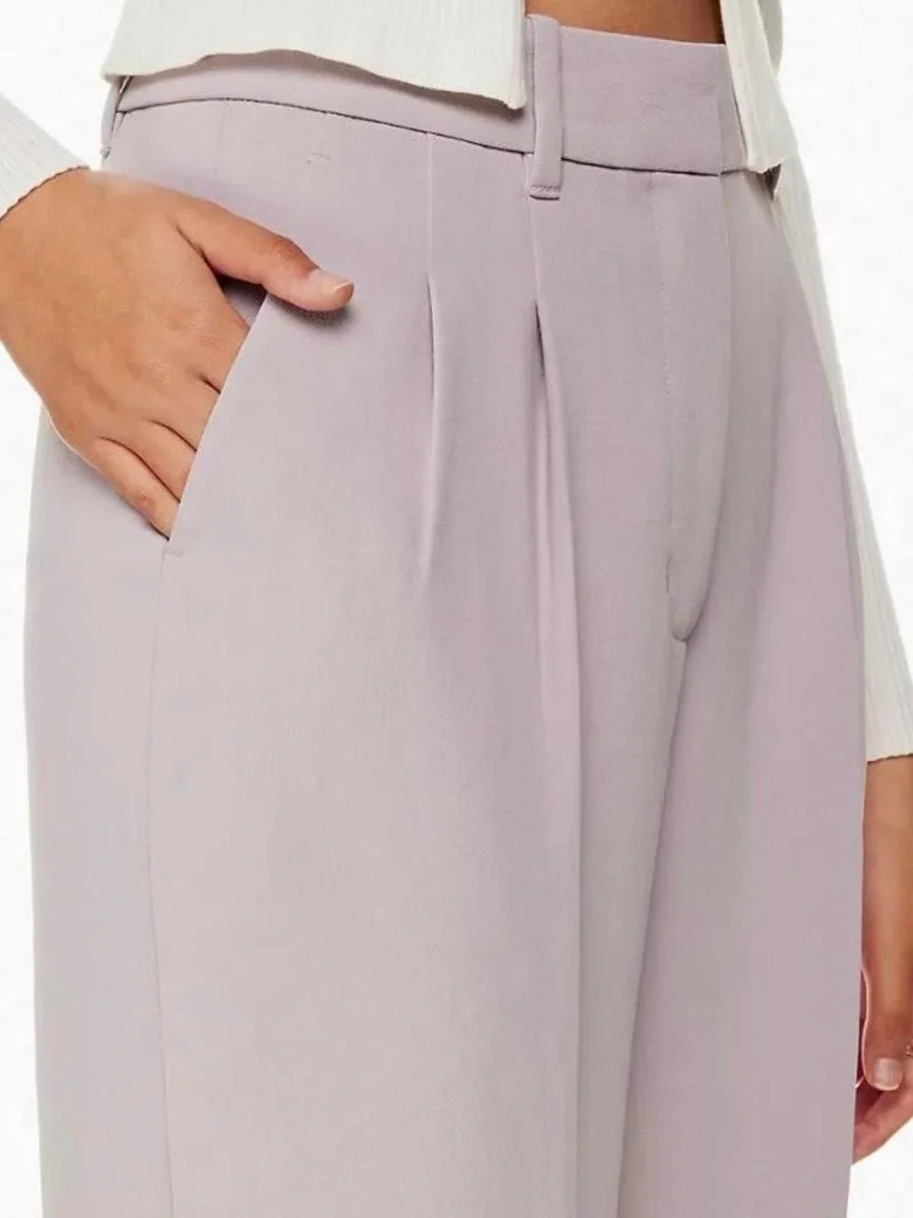 Aritzia Cropped Effortless Pant